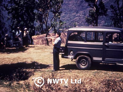 Alan sets up his mobile clinic