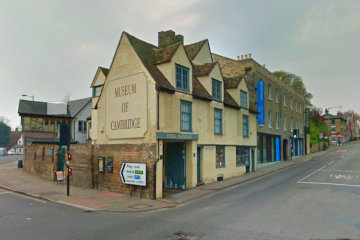 The museum claims to be the famous White Horse Inn*